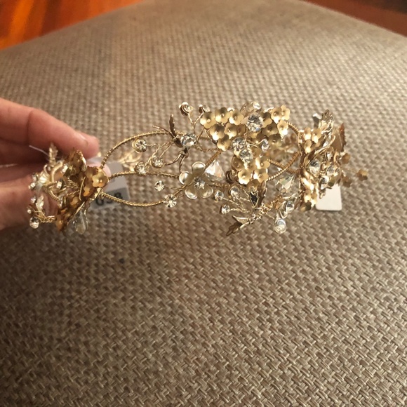 Gold Flower Vine Headband main image 6